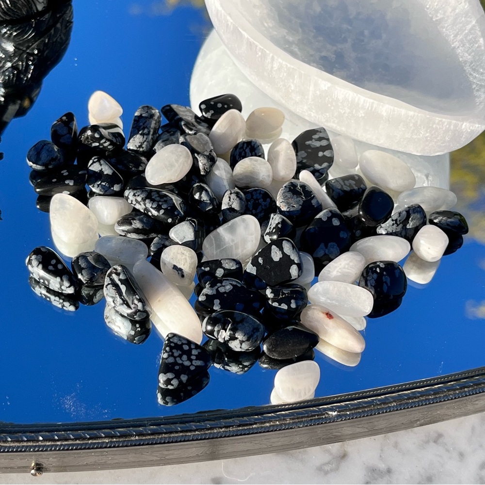 Black Obsidian Raven / Crow, Selenite Teardrop Bowl, Snowflake Obsidian Kyanite - Picture 5 of 15